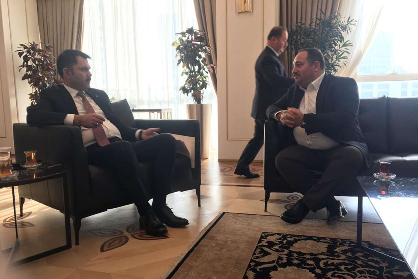 Viranşehir Belediye Başkanı, Çevre ve Şehircilik Bakanlığından Millet Bahçesi sözü aldı Viranşehir Belediye Başkanı, Çevre ve Şehircilik Bakanlığından Millet Bahçesi sözü aldı